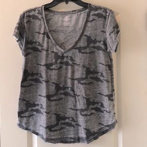 AMERICAN EAGLE CAMO T SHIRT